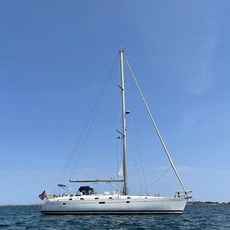 巴塞罗那 Beautiful And Comfortable Sailboat With Secure Parking Available酒店 外观 照片